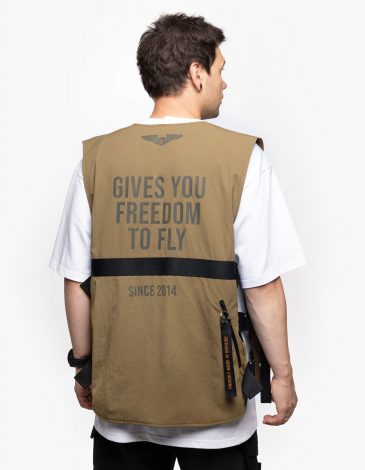 Men's Sleeveless Jacket Freedom To Fly. Color khaki. .