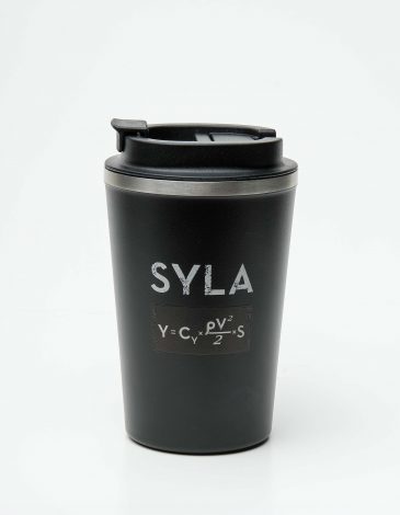 Thermo Mug Syla. Color black. .